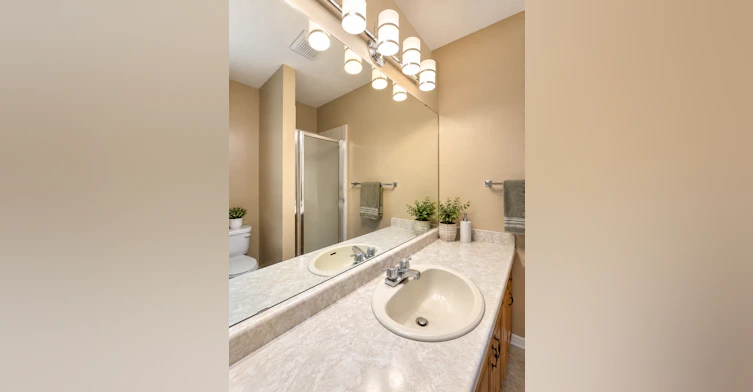 4174 28 Avenue Northwest, Edmonton, AB, T6L 4W1 - 27
