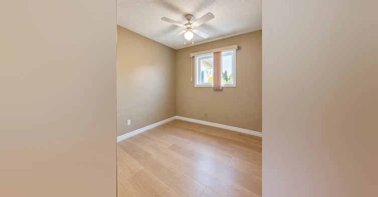4174 28 Avenue Northwest, Edmonton, AB, T6L 4W1 - 19