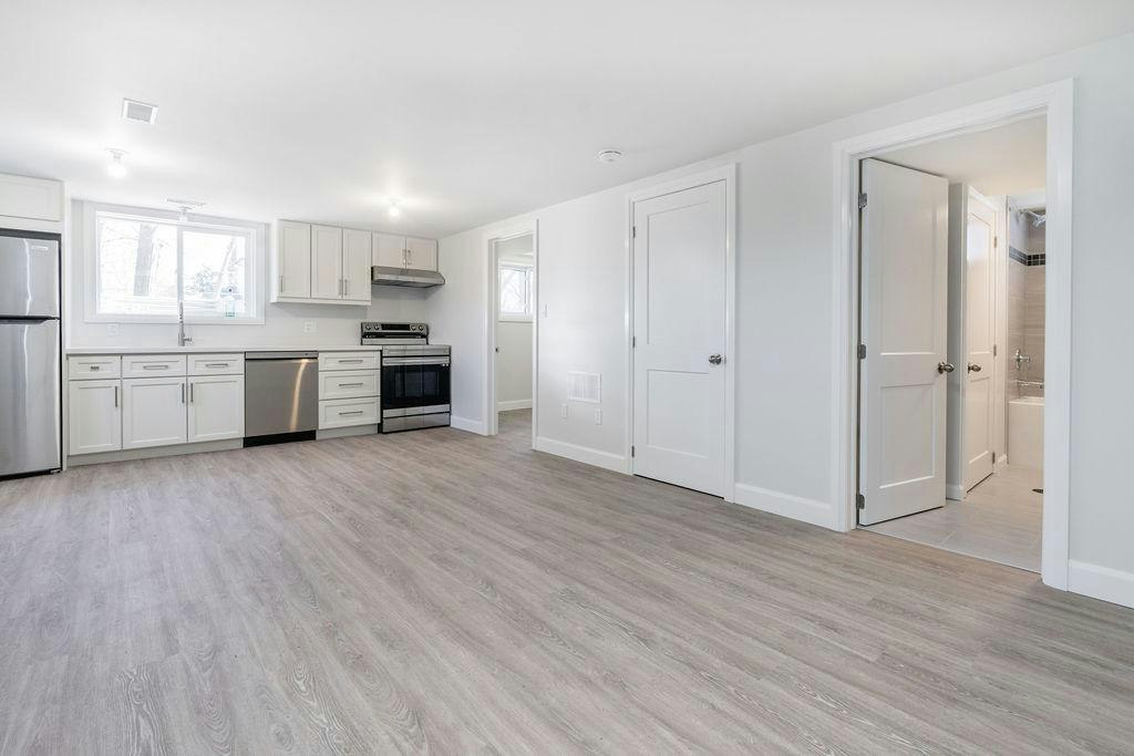 LL-271 Cook Street, Barrie, ON, L4M 4H7 - 5