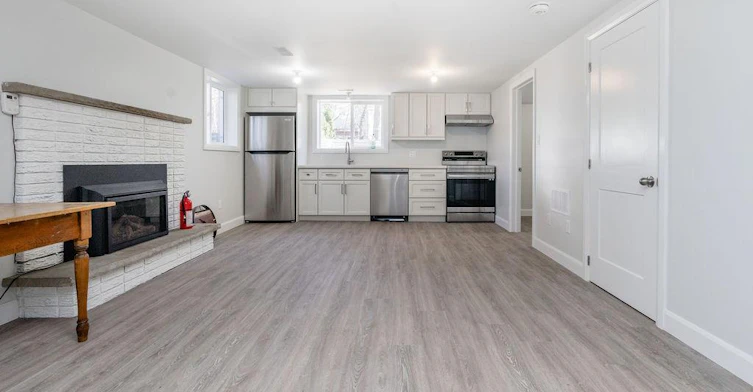 LL-271 Cook Street, Barrie, ON, L4M 4H7 - 4