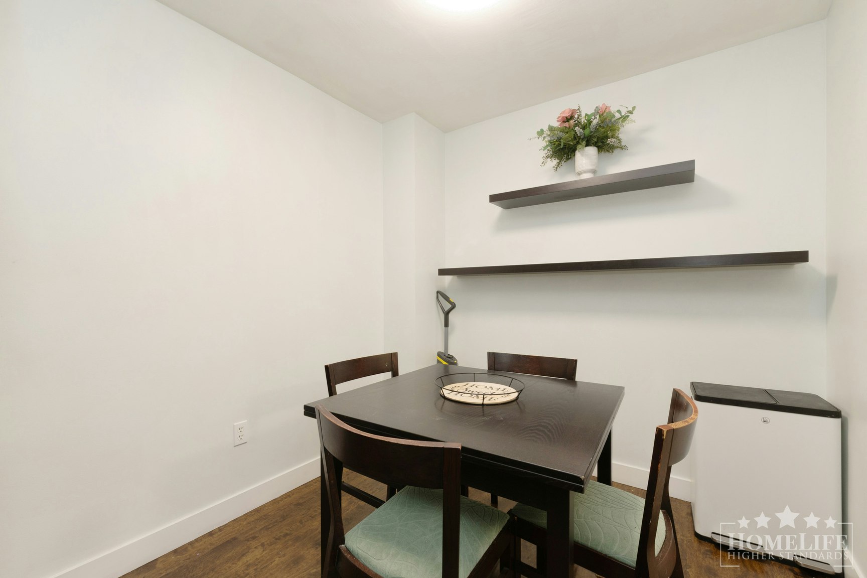 114-10644 151a Street, Surrey, BC, V3R 8R3 - 5