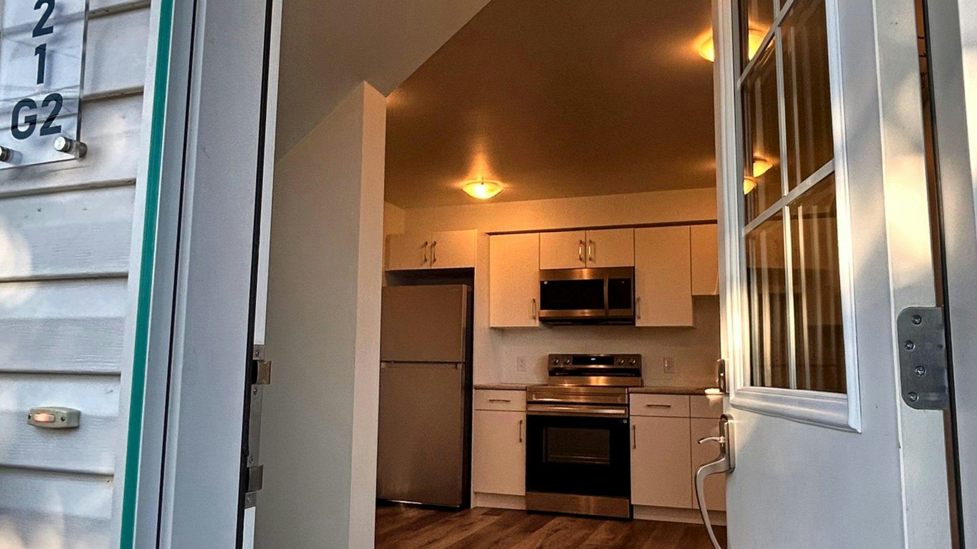 G2-12021 55 Street Northwest, Edmonton, AB, T5W 3R3 - 11