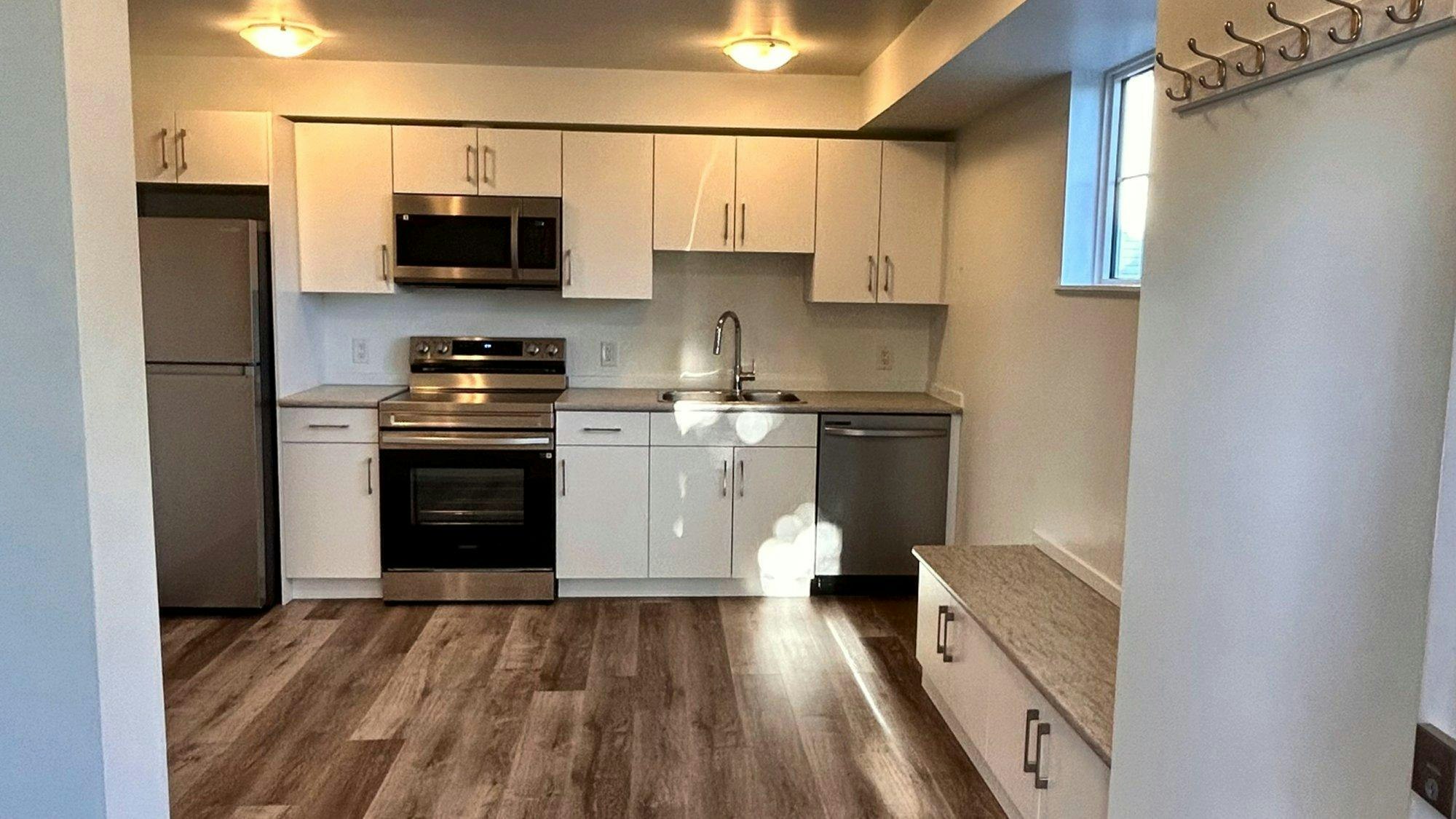 G2-12021 55 Street Northwest, Edmonton, AB, T5W 3R3