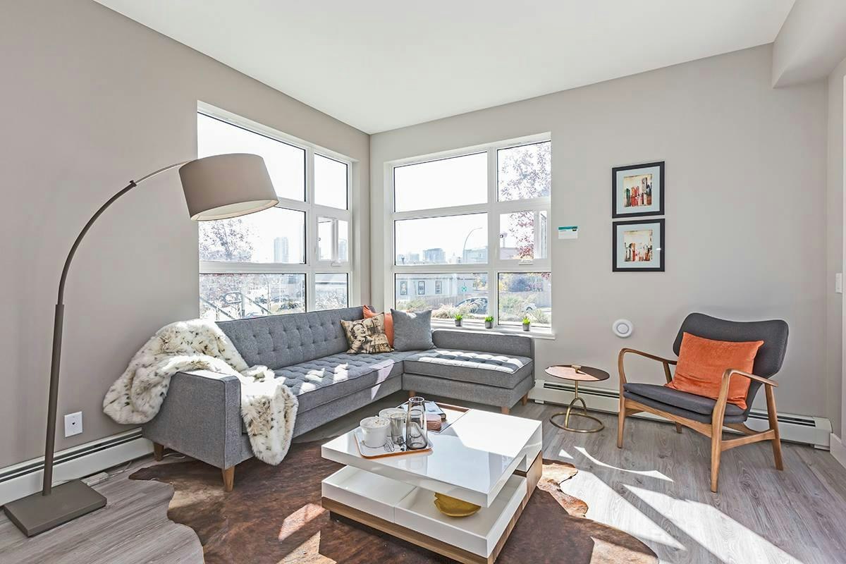 515 4 Avenue Northeast, Calgary, AB, T2E 0J9 - 4