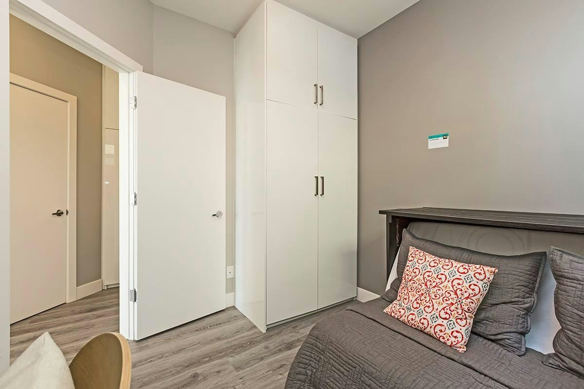 515 4 Avenue Northeast, Calgary, AB, T2E 0J9 - 6
