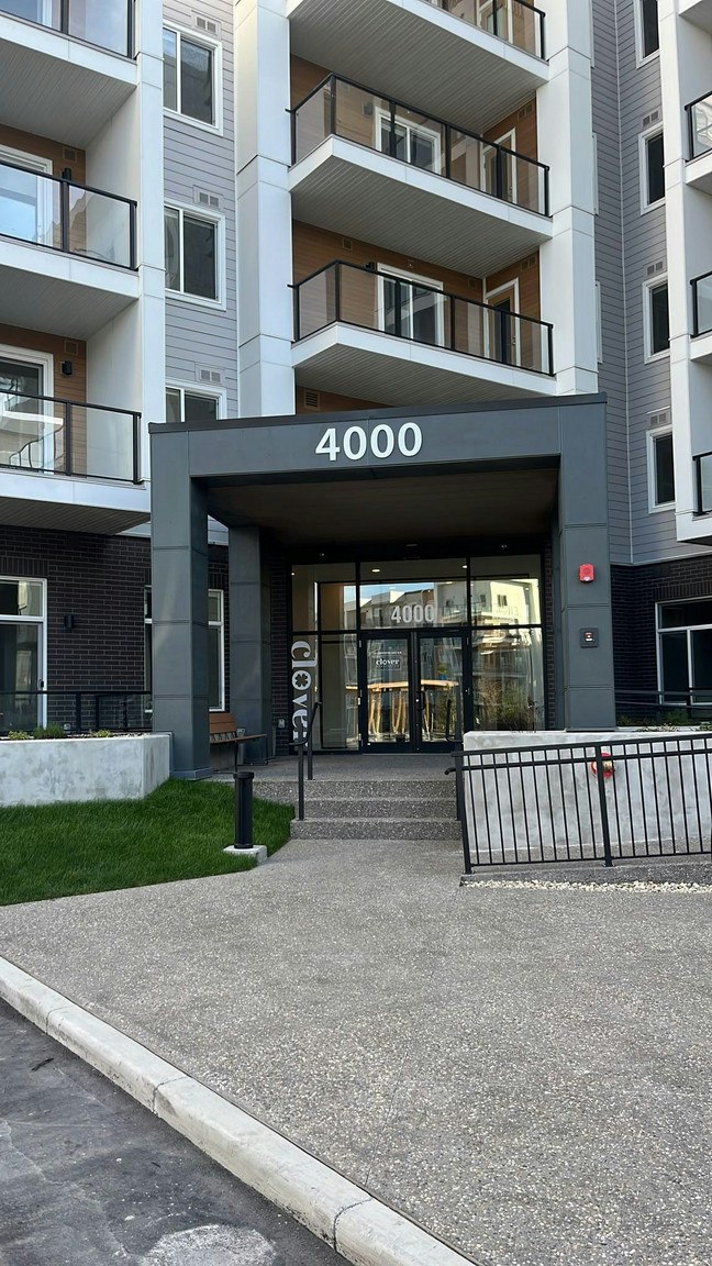 4516-150 Carrington Gate Northwest, Calgary, AB, T3P 1E1