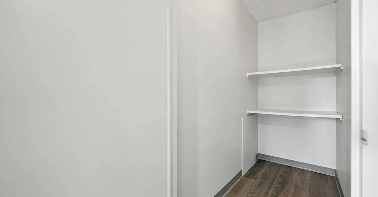 209-607 Kingsmere Crescent Southwest, Calgary, AB, T2V 2H9 - 5