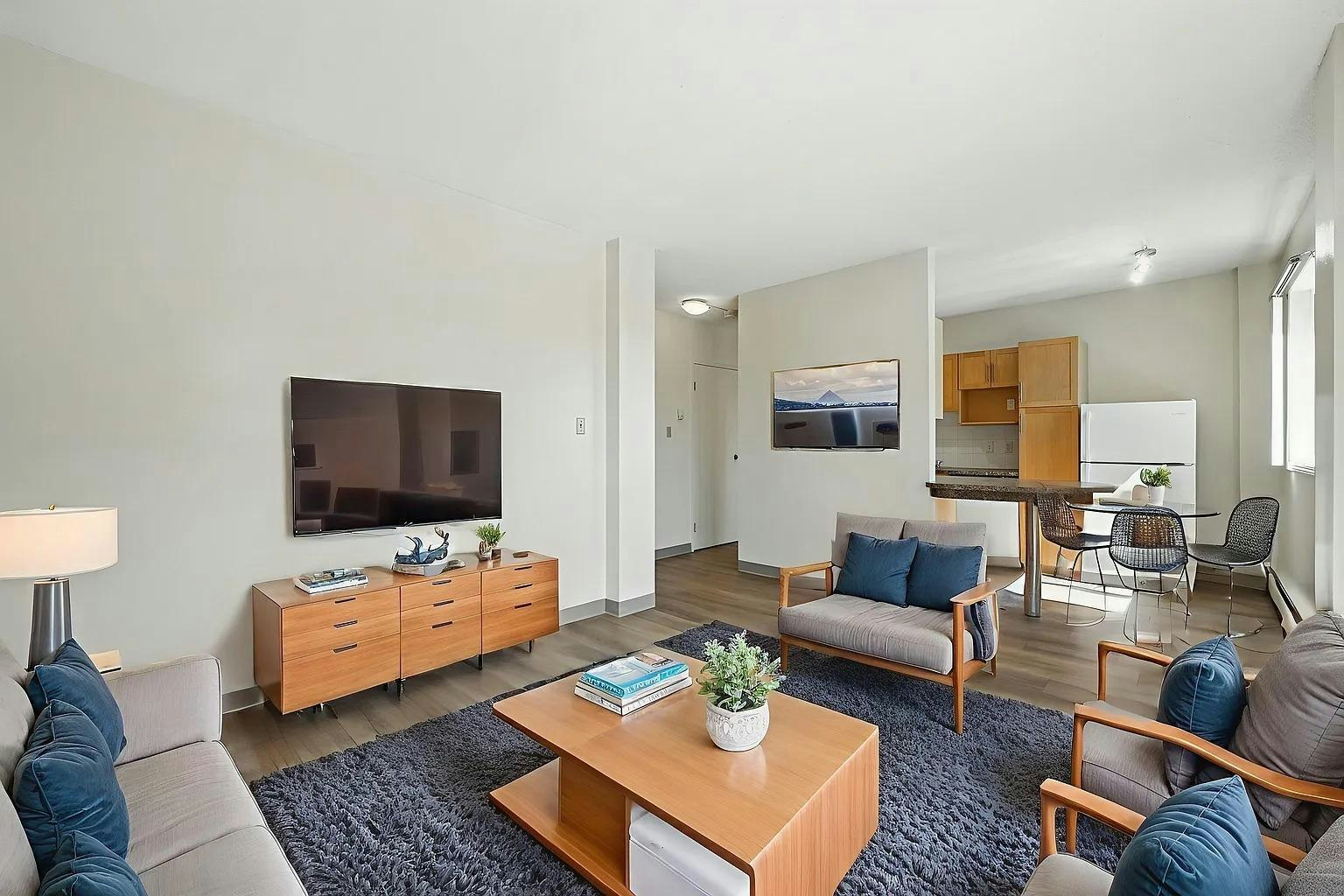 209-607 Kingsmere Crescent Southwest, Calgary, AB, T2V 2H9