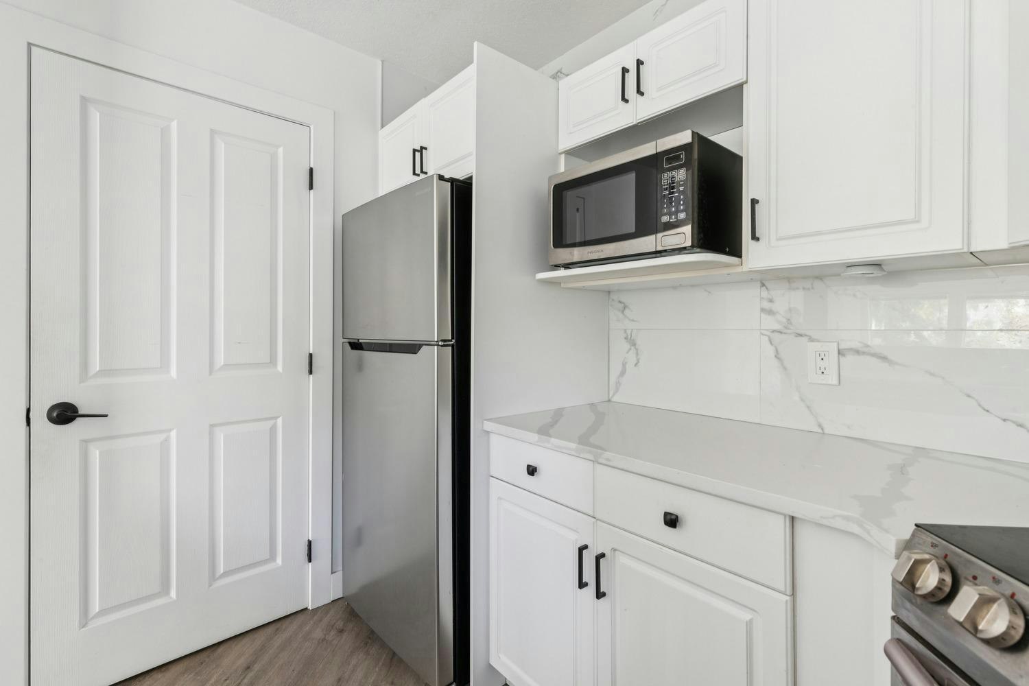 11316 103 Avenue Northwest, Edmonton, AB, T5K 0S2 - 11
