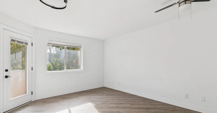 11316 103 Avenue Northwest, Edmonton, AB, T5K 0S2 - 3