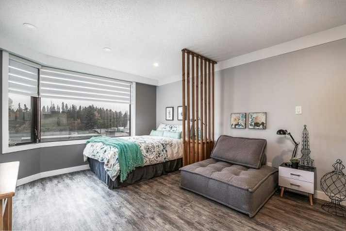 4311 49 Avenue, Red Deer, AB, T4N 5Y7 - 51