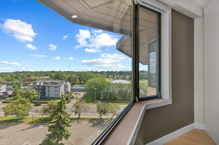 4311 49 Avenue, Red Deer, AB, T4N 5Y7 - 18