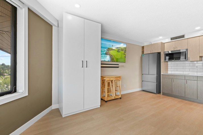 4311 49 Avenue, Red Deer, AB, T4N 5Y7 - 9