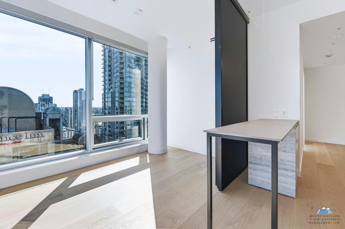 1277 Hornby Street, Vancouver, BC, V6Z 1W4 - 2