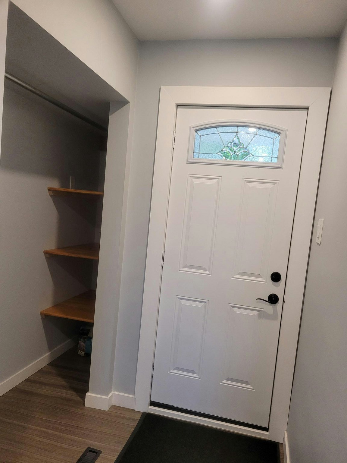 12380 132 Street Northwest, Edmonton, AB, T5L 1P8 - 11