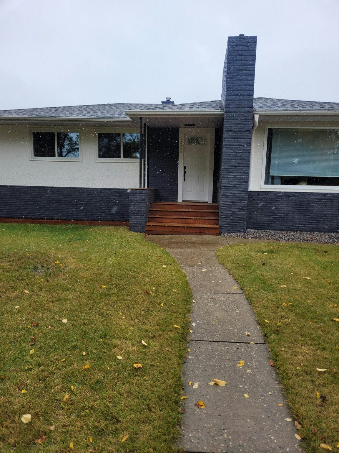12380 132 Street Northwest, Edmonton, AB, T5L 1P8