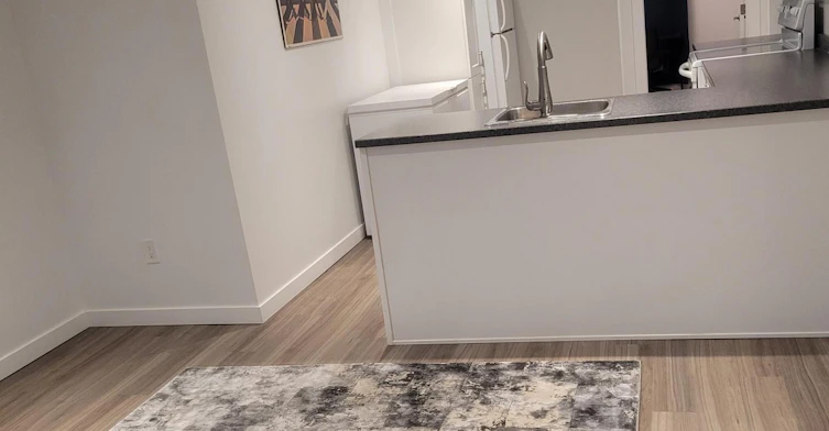 12380 132 Street Northwest, Edmonton, AB, T5L 1P8 - 4