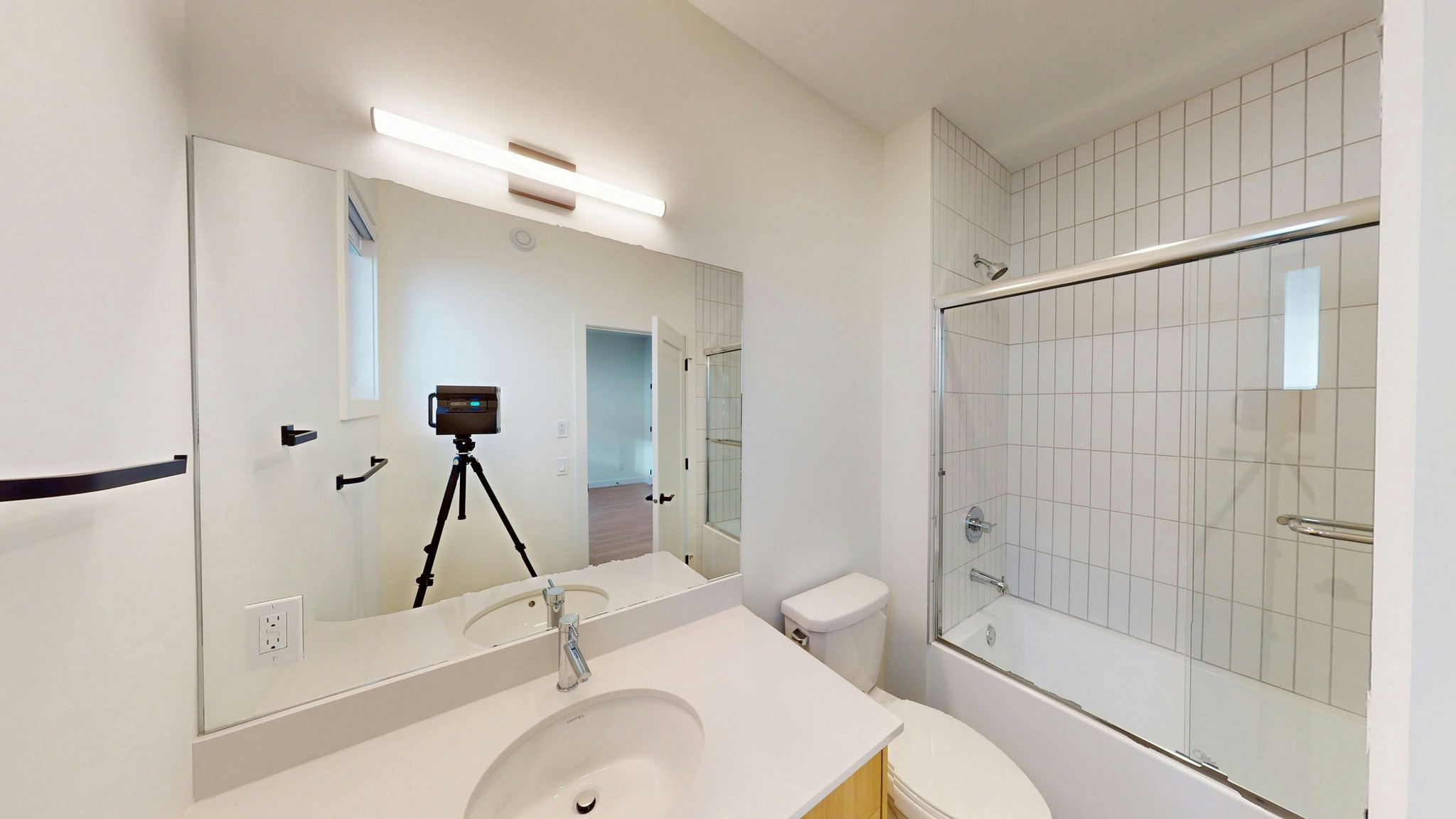 1336 10 Avenue SE, Calgary, AB, T2G 0W9 - 7