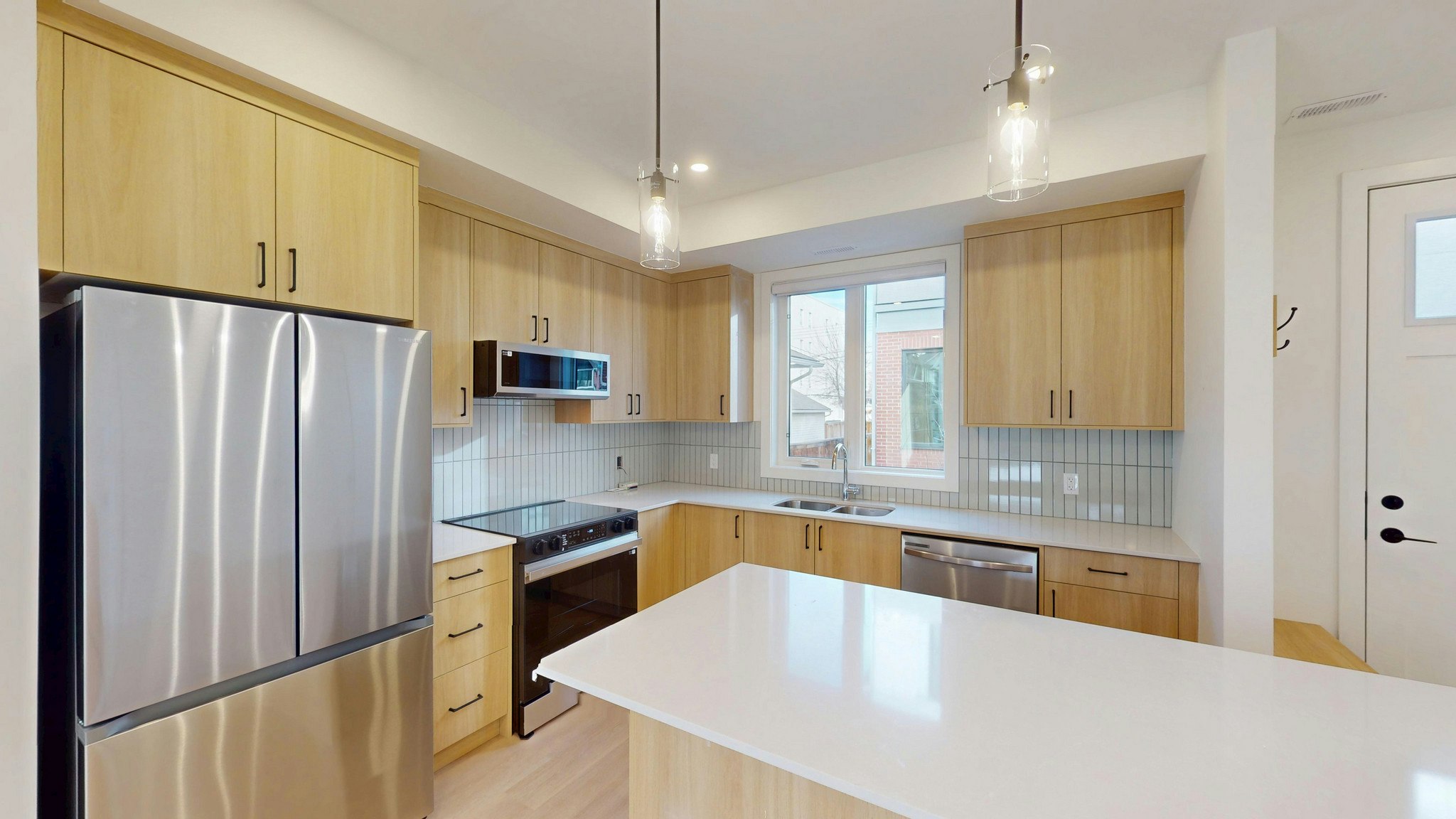 1336 10 Avenue SE, Calgary, AB, T2G 0W9
