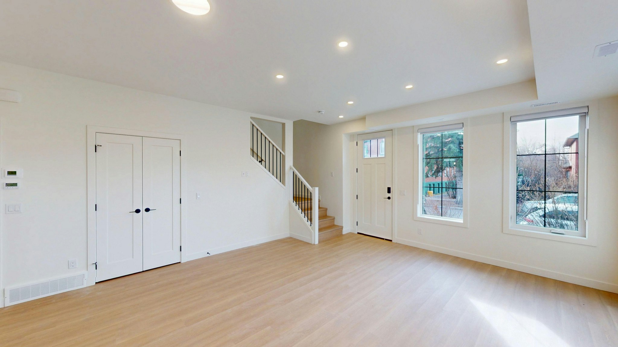 1336 10 Avenue SE, Calgary, AB, T2G 0W9 - 3