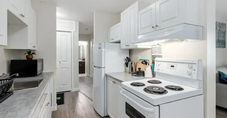 C204-5700 31 Street, Lloydminster City West, AB, T9V 1W3 - 18