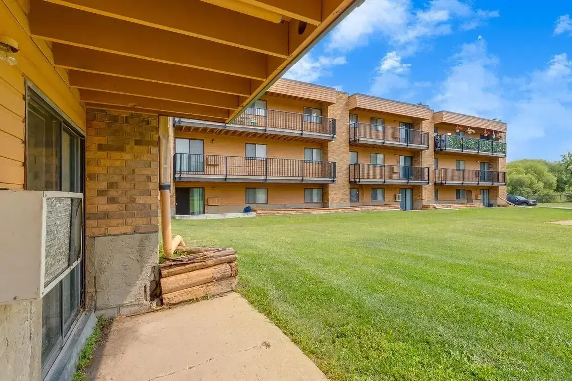 C204-5700 31 Street, Lloydminster City West, AB, T9V 1W3 - 7