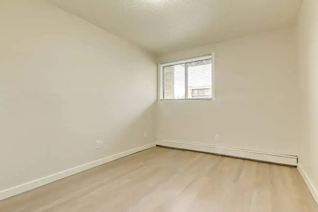 C204-5700 31 Street, Lloydminster City West, AB, T9V 1W3 - 15