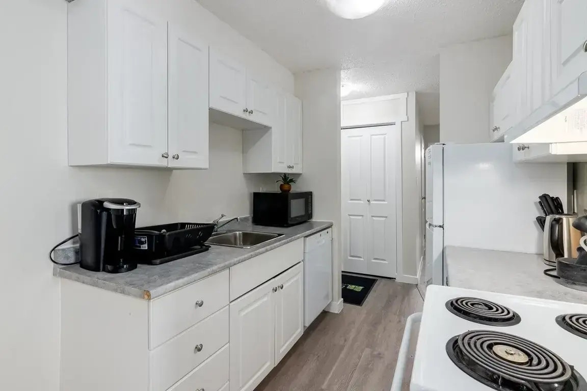 C204-5700 31 Street, Lloydminster City West, AB, T9V 1W3 - 19