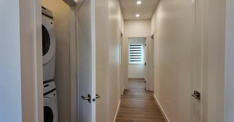 5687-5681 19 Street Southwest, Calgary, AB, T3E 5H1 - 17