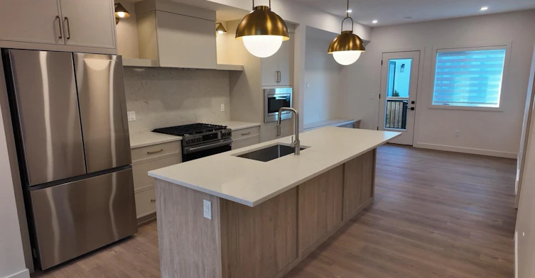 5683-5681 19 Street Southwest, Calgary, AB, T3E 5H1 - 5