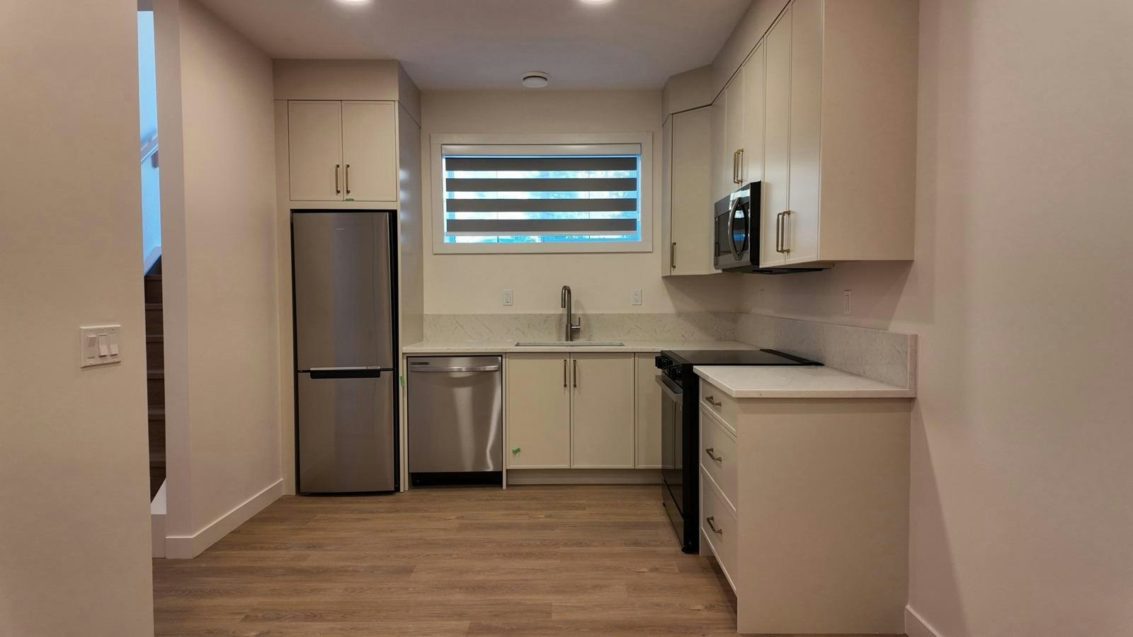 5687B-5681 19 Street Southwest, Calgary, AB, T3E 5H1 - 3