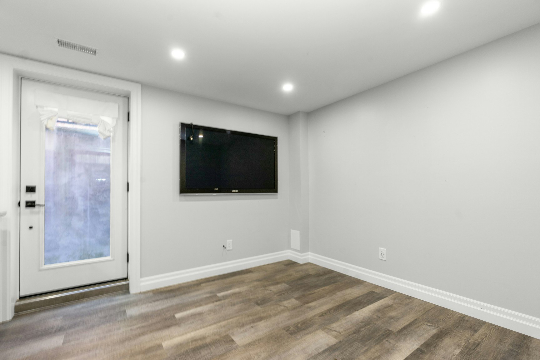 LL-8 Lister Drive, Barrie, ON, L4N 0L5 - 3