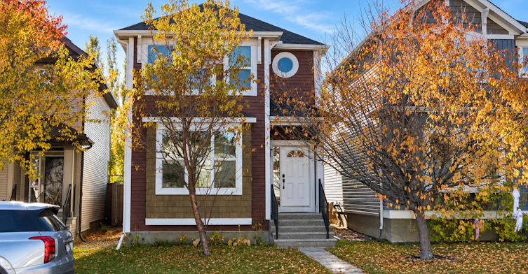 236 Autumn Green Se, Calgary, AB, T3M 0P4
