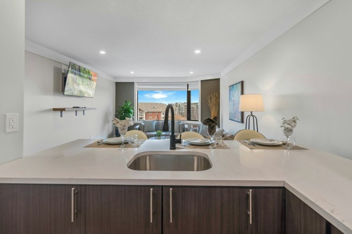 4311 49 Avenue, Red Deer, AB, T4N 5Y7 - 5