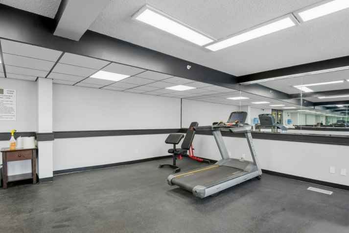 4311 49 Avenue, Red Deer, AB, T4N 5Y7 - 5