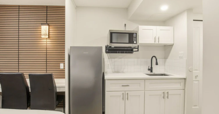 4311 49 Avenue, Red Deer, AB, T4N 5Y7 - 9