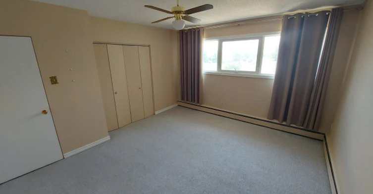 3606 57 Avenue, Red Deer, AB, T4N 4R5 - 7