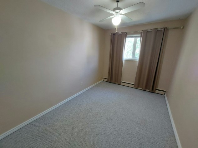 3606 57 Avenue, Red Deer, AB, T4N 4R5 - 6