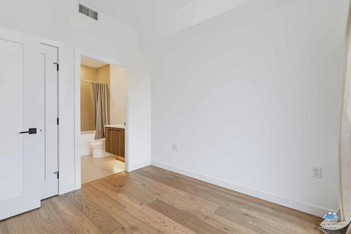 6859 Cambie Street, Vancouver, BC, V6P 0M4 - 9