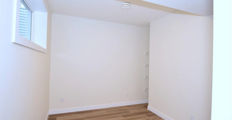 2115 5 Avenue Southwest, Edmonton, AB, T6X 3L9 - 94