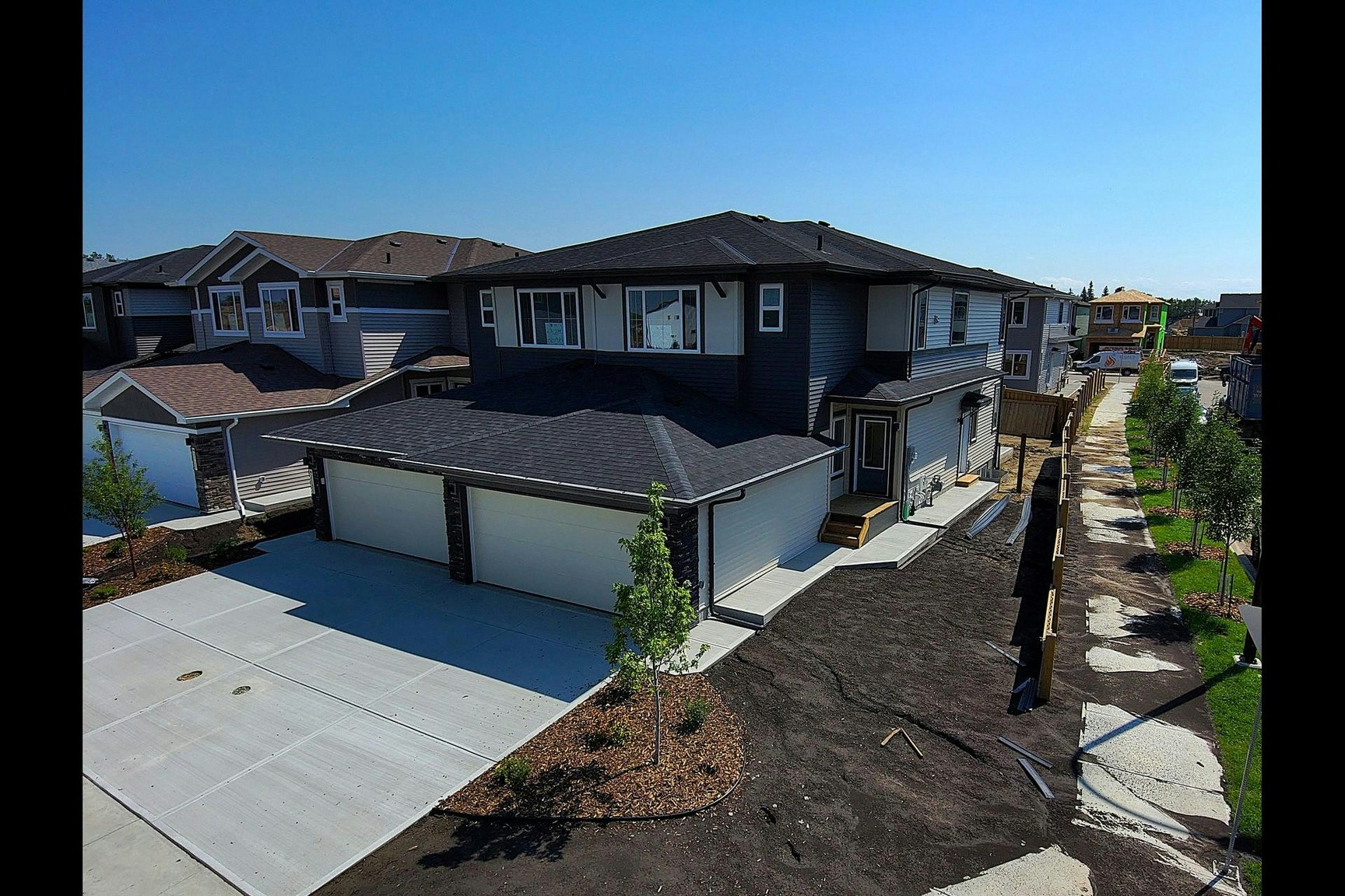 2115 5 Avenue Southwest, Edmonton, AB, T6X 3L9 - 64