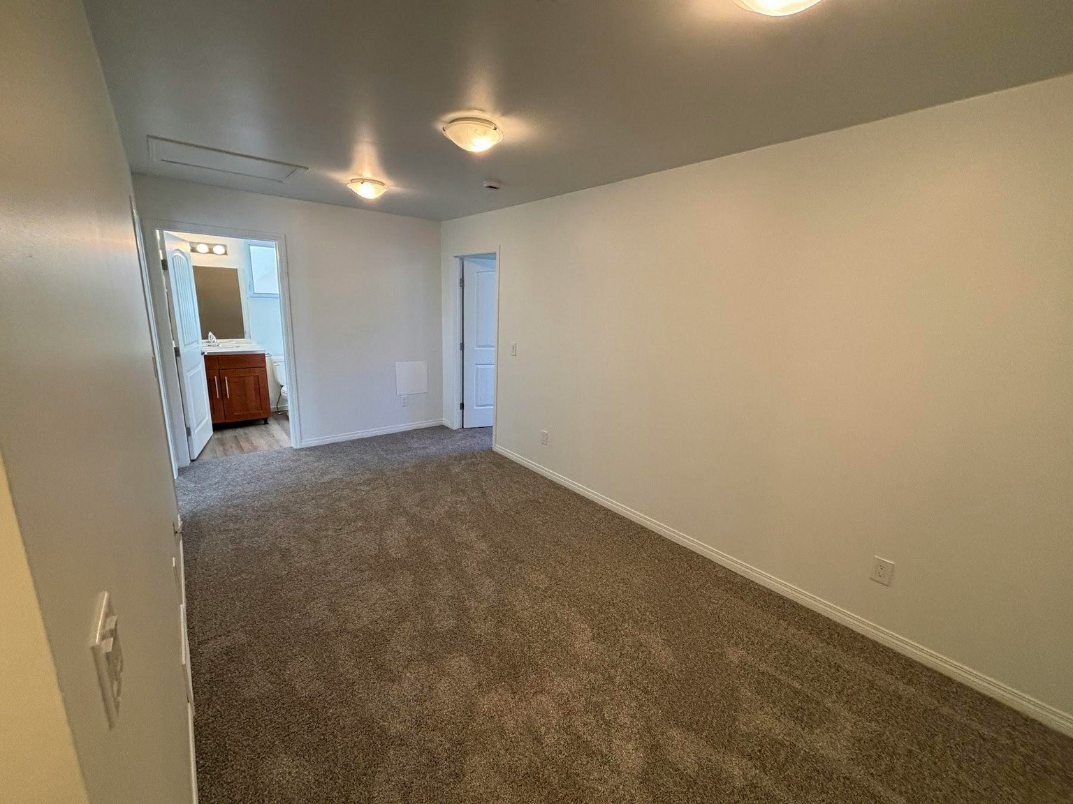 Main-11208 51 Street Northwest, Edmonton, AB, T5W 3E8 - 17