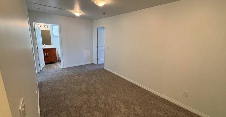 Main-11208 51 Street Northwest, Edmonton, AB, T5W 3E8 - 17