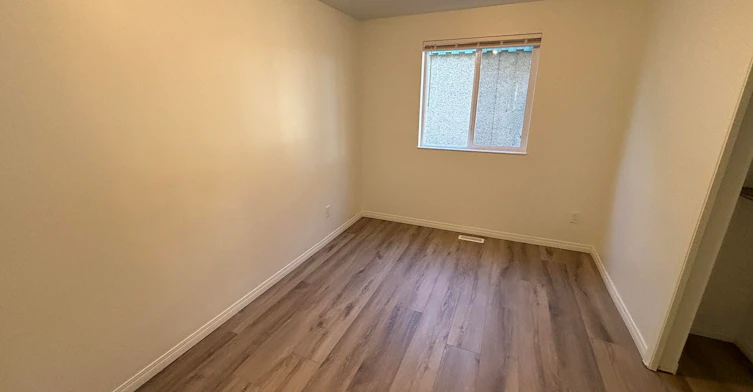 Main-11208 51 Street Northwest, Edmonton, AB, T5W 3E8 - 11