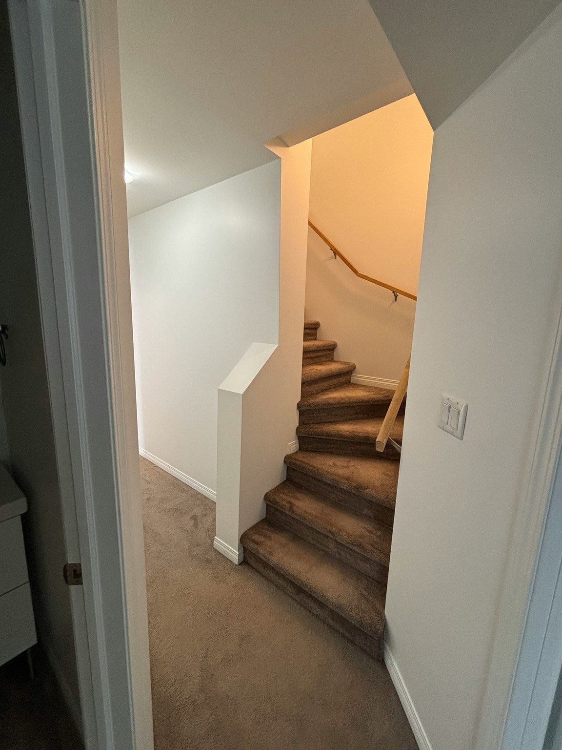 Main-12148 105 Street, Edmonton, AB, T5G 2R9 - 8