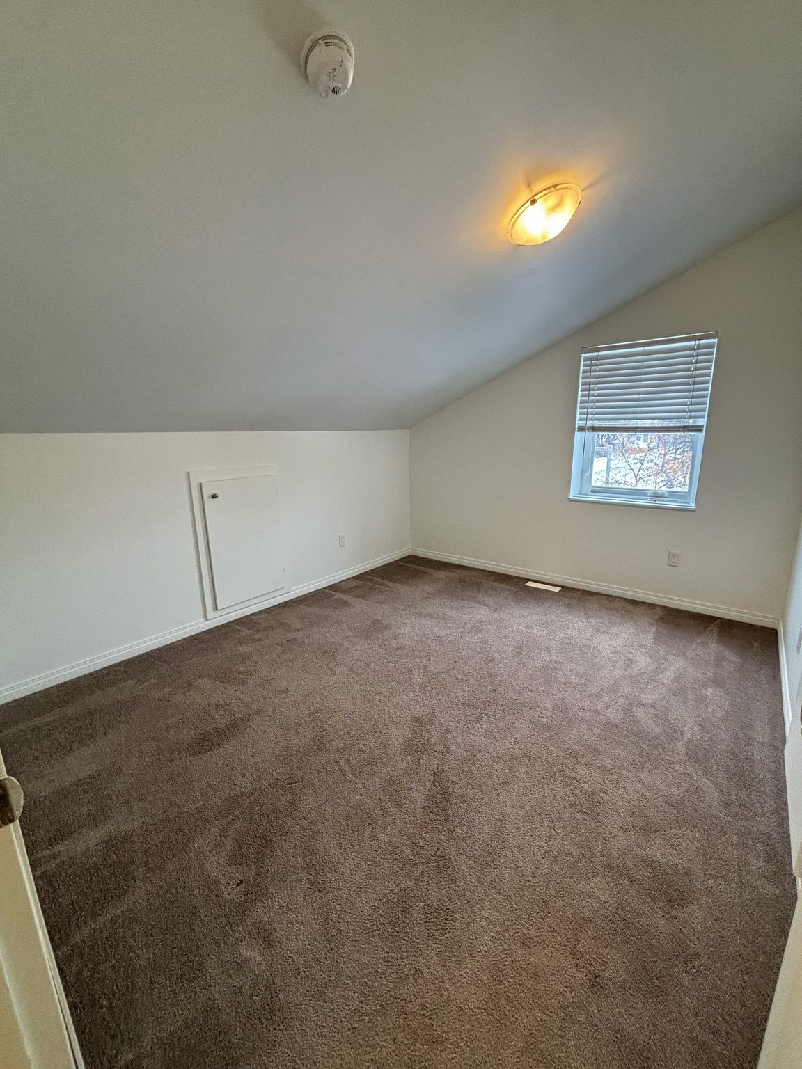 Main-12148 105 Street, Edmonton, AB, T5G 2R9 - 30
