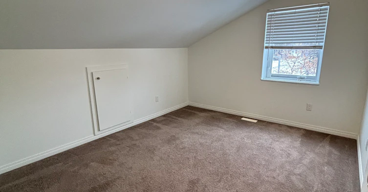 Main-12148 105 Street, Edmonton, AB, T5G 2R9 - 30