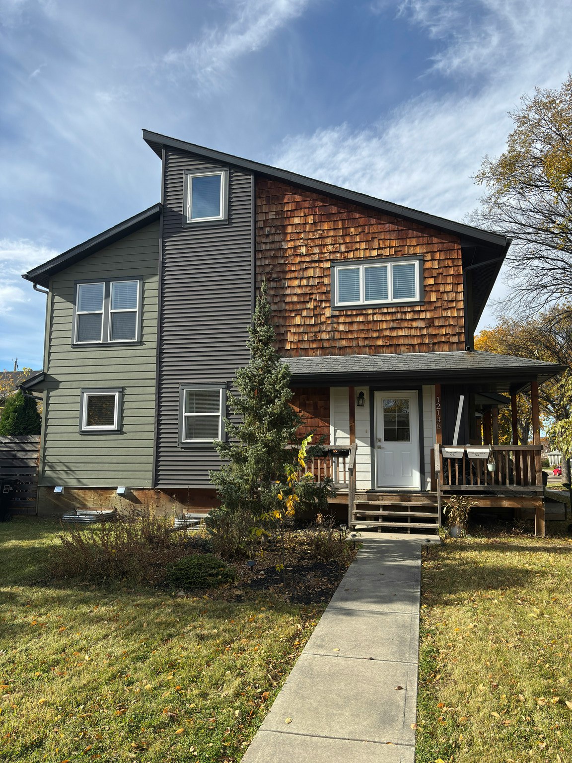 Main-12148 105 Street, Edmonton, AB, T5G 2R9 - 2