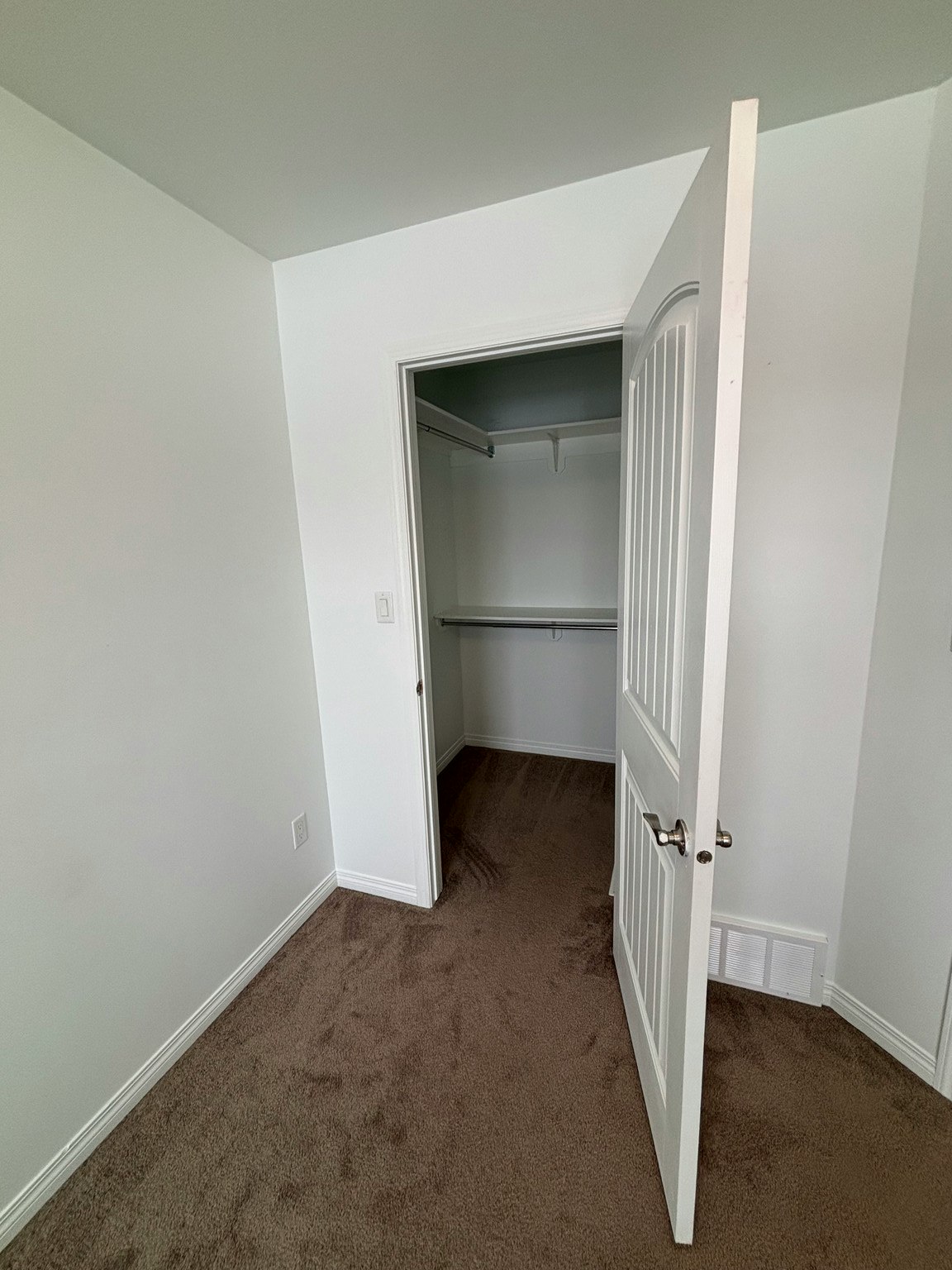 Main-12148 105 Street, Edmonton, AB, T5G 2R9 - 23