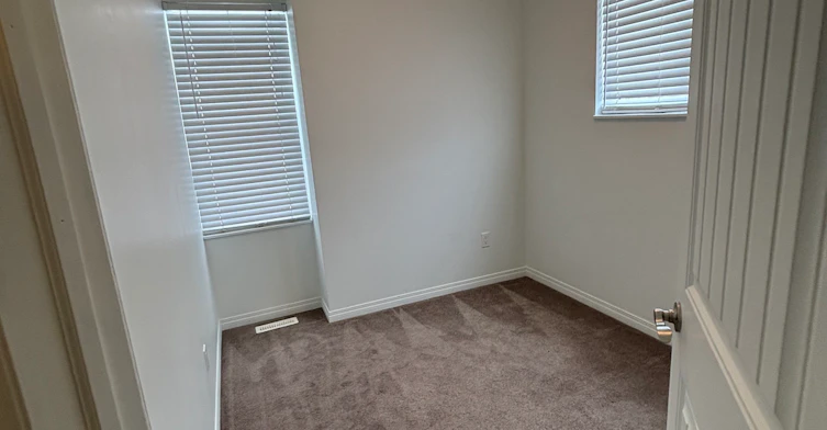 Main-12148 105 Street, Edmonton, AB, T5G 2R9 - 16